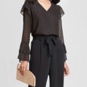 🎄A New Day• Black and Gold • Ruffle Bell Sleeve Blouse• L